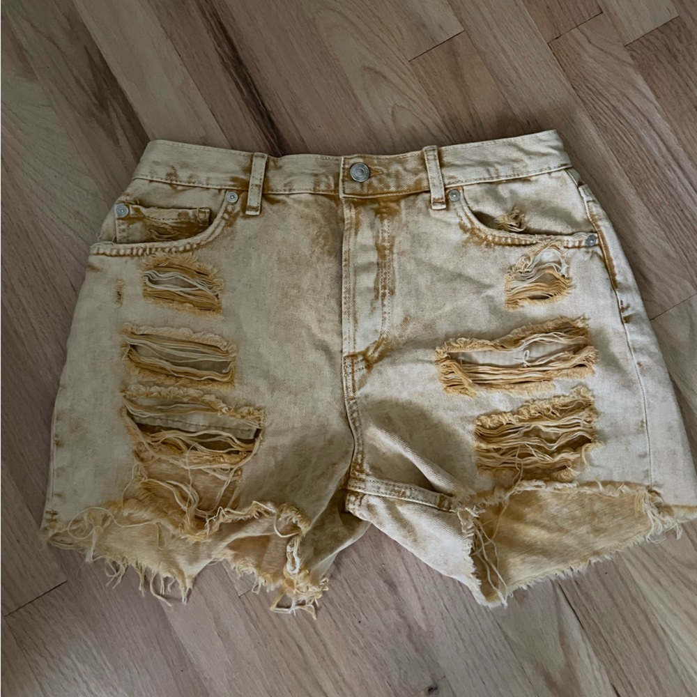 Yellow Free People Distressed Boyfriend Shorts, Size 27